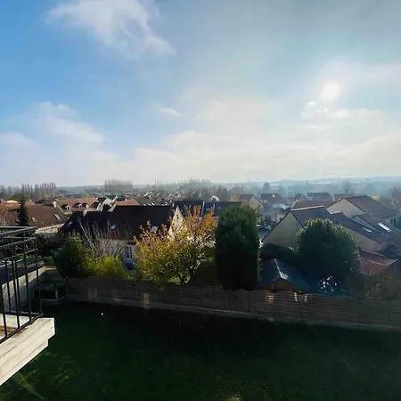 Between Disneyland And Paris. شقة بونتولت-كومْبو